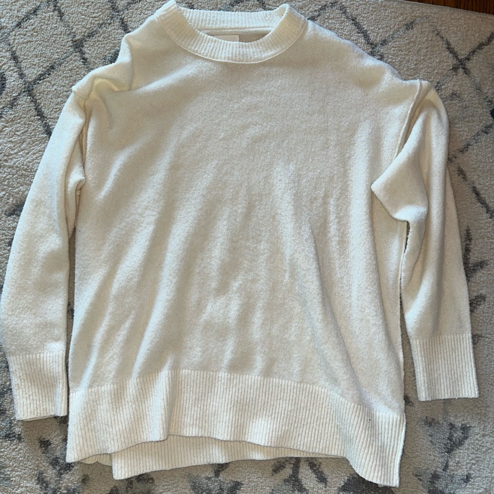Aerie Cream Women's Crew Neck Sweater